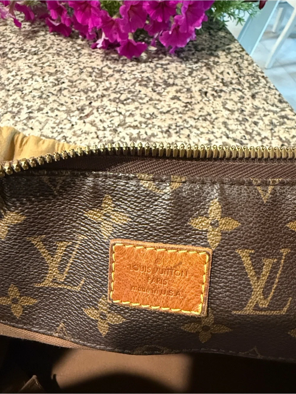 🌹Louis Vuitton Sully MM Monogram Canvas Hobo Bag